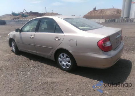2004 Toyota Camry Le from USA, damaged, VIN 4T1BE32KX4U845667
